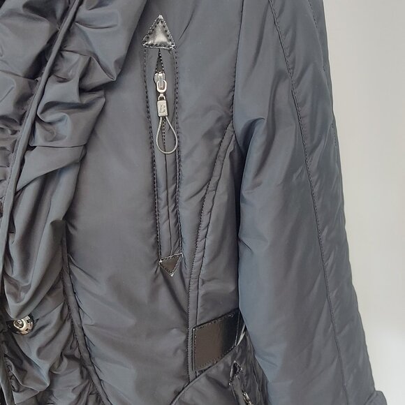 Bellevilles Black Body Enhancing Puffer Coat - Size XS/S - Picture 12 of 14